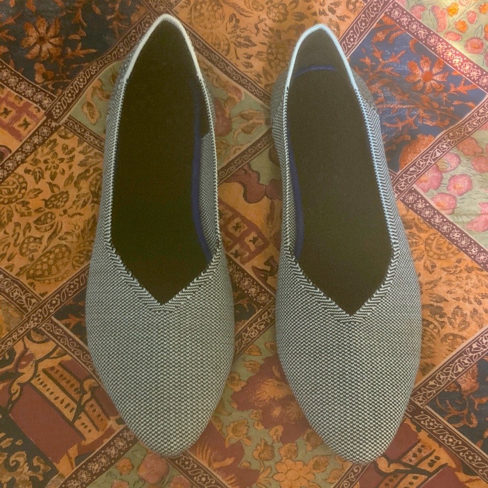 Black and White Women's Fitted Houndstooth Dress Ballet Flats in Size 40